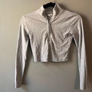Aritzia Sunday Best Cropped 1/2 Zip
